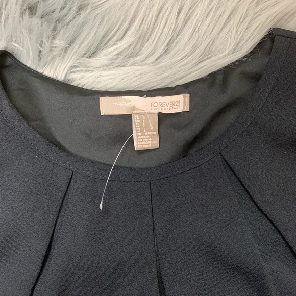 Black/white color block dress - Picture 2 of 7